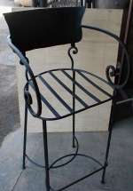 Кован бар стол